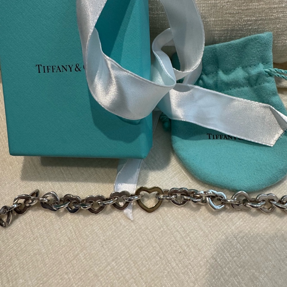 Tiffany & Co. Two-Tone Heart Link Bracelet - Silver and Gold
